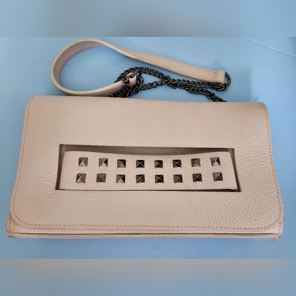 NWOT Revolve House of Harlow 1960 Cream White Leather Stud‎ Clutch Crossbody Bag